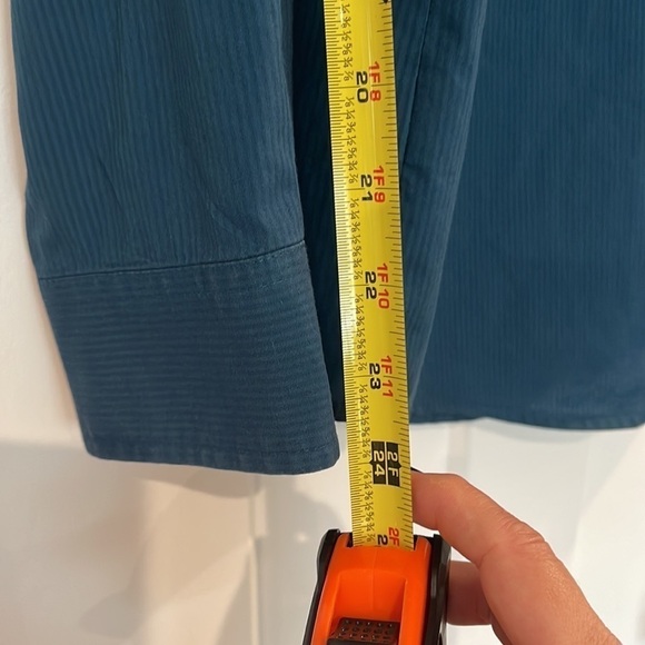 CROFT&BARROW MEN Shirts Casual Button Down Shirts Blue Pin Stripe Medium - Picture 12 of 13